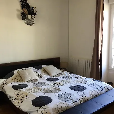 Vittel, Appt 55 M2, En Face Du Parc Thermal